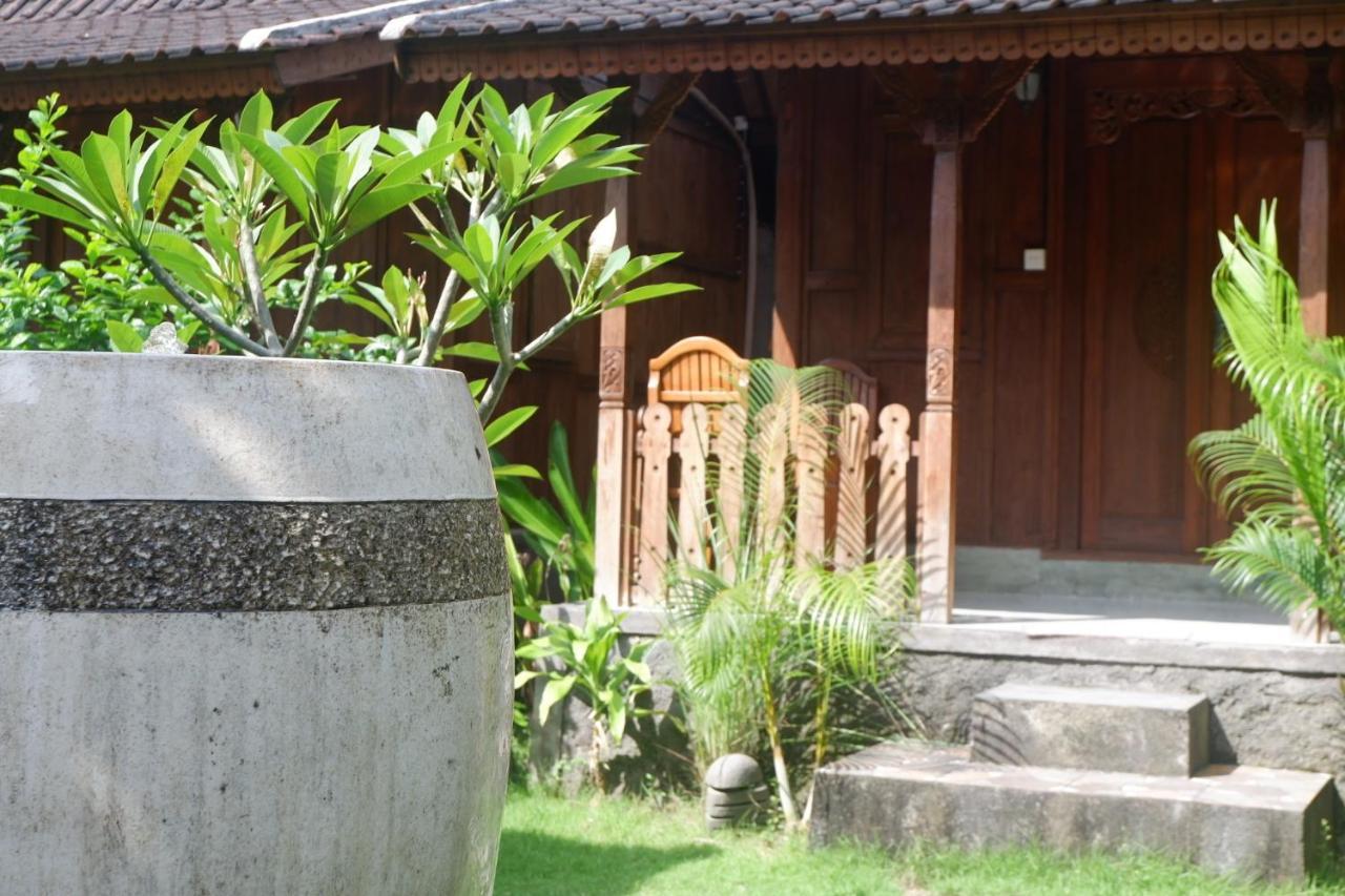 Satria House Amed Hotel Luaran gambar